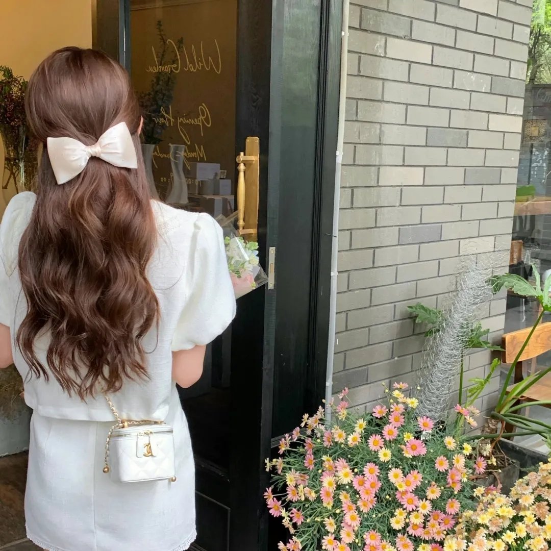 俏书记